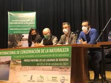 El Gobierno de Castilla-La Mancha invertirá cerca de dos millones de euros para mejorar la conservación de la biodiversidad y la digitalización del parque natural de Las Lagunas de Ruidera