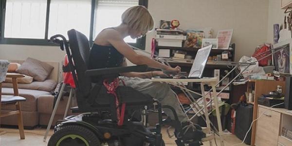 Esther Sanz persona con discapacidad