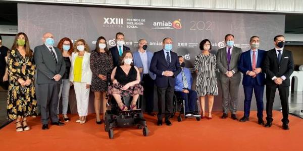 El Gobierno de Castilla-La Mancha respalda la labor de AMIAB por la inclusión social de las personas con discapacidad de la región