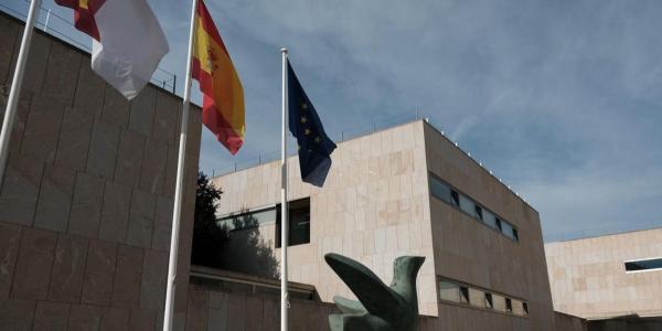 La Junta de Castilla-La Mancha se personará contra el padre de un alumno que agredió a dos profesoras en un instituto de Sonseca