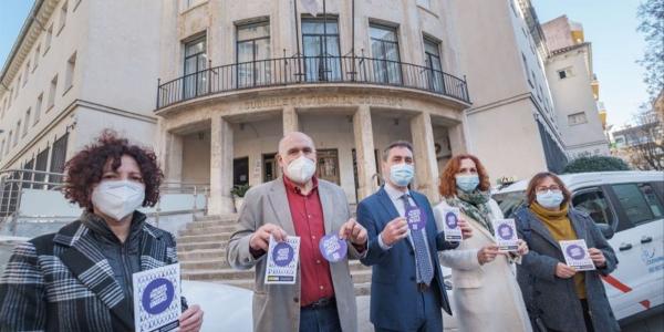 Los taxis de Castilla-La Mancha se convierten en 'Puntos Violeta'