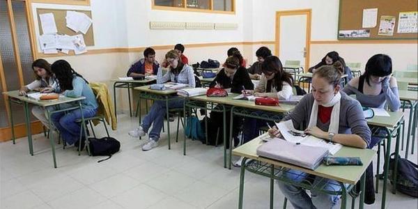 Profesorado de Filosofía denuncia una “merma” de la carga horaria de la asignatura en Castilla-La Mancha