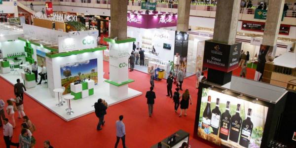 Castilla-La Mancha brinda por el regreso de la Feria del Vino más importante de España