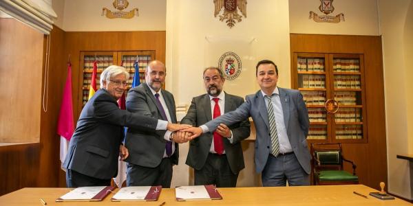 Castilla-La Mancha incluirá financiación para el programa ‘UCLM Rural’ en el nuevo contrato con la Institución académica