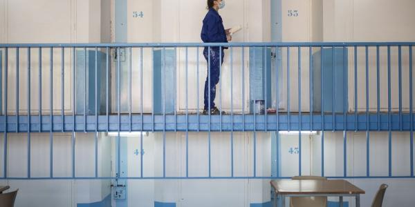 El feminismo reivindica igualdad para las mujeres en las cárceles: acceden a menos actividades y no se las separa por perfiles