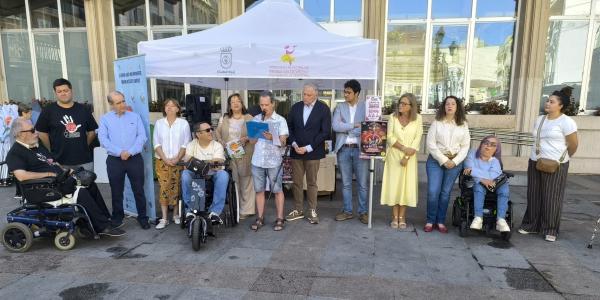 Terapias permanentes, adaptación del puesto de trabajo y facilitar el acceso a la omevaloxolona, principales reivindicaciones en el Día Internacional de la Ataxia